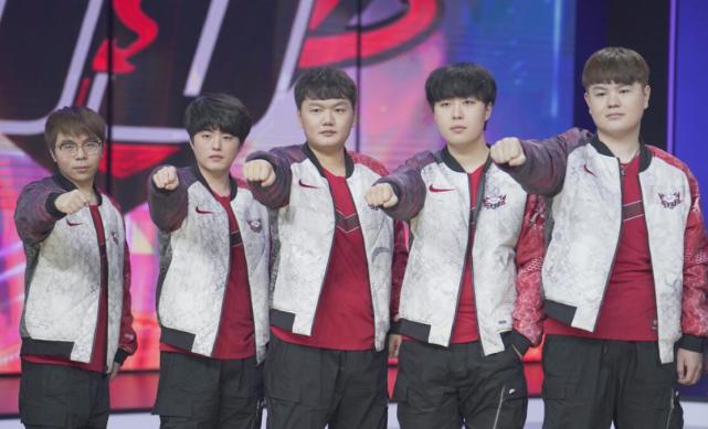 于他对团队 于他对团队