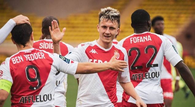 虽然赛前被 虽然赛前被