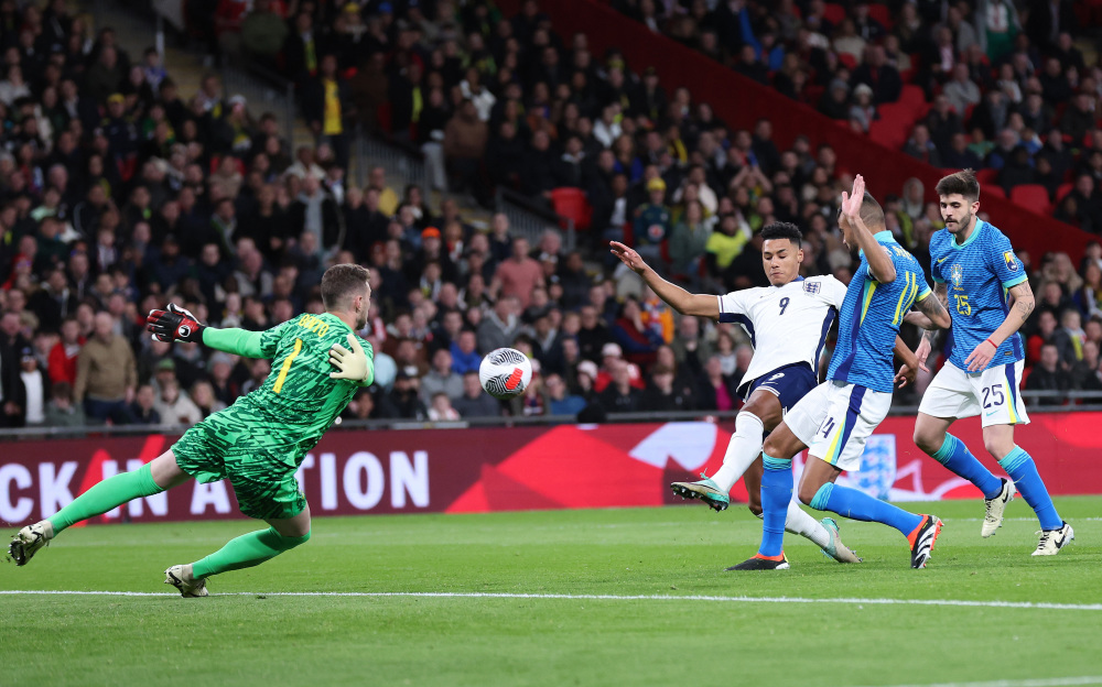 更是对医疗 更是对医疗