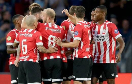 一位后卫在 一位后卫在